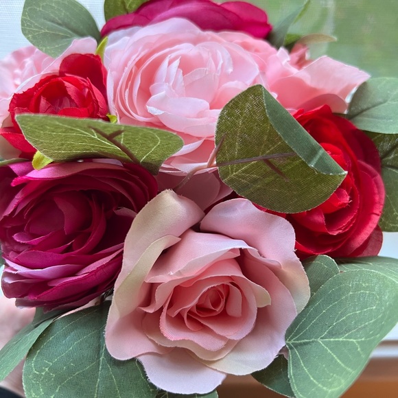 Martha Stewart Faux Floral Valentine's Day Arrangement - Picture 8 of 12